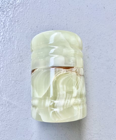 Onyx Pot