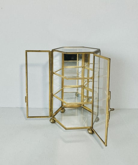 Display case