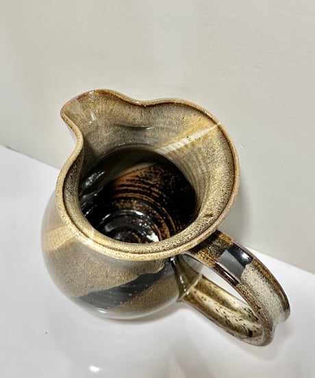 Jug / Vase