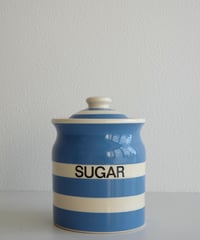 Canister