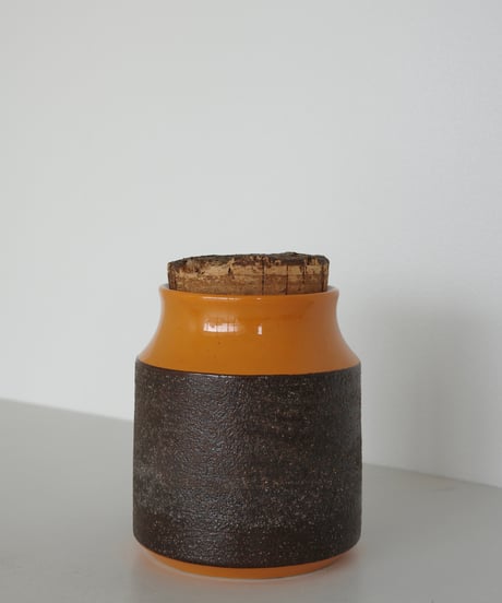 Canister