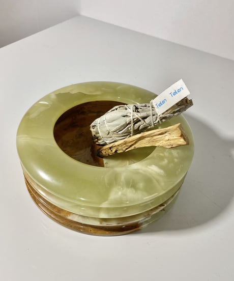 Onyx Ashtray -LL-