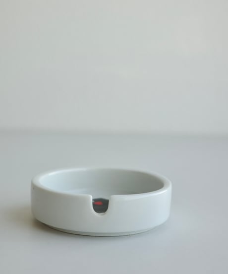 Tray