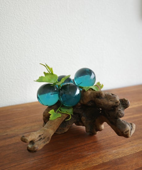 Lucite Grapes