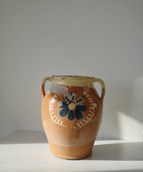 Pot / Vase