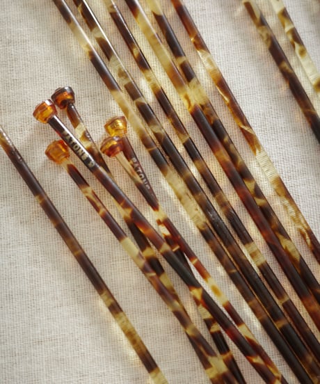 Knitting Needles -L-