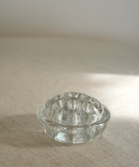 Pinholder