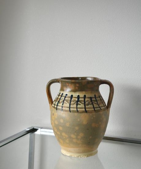 Pot / Vase