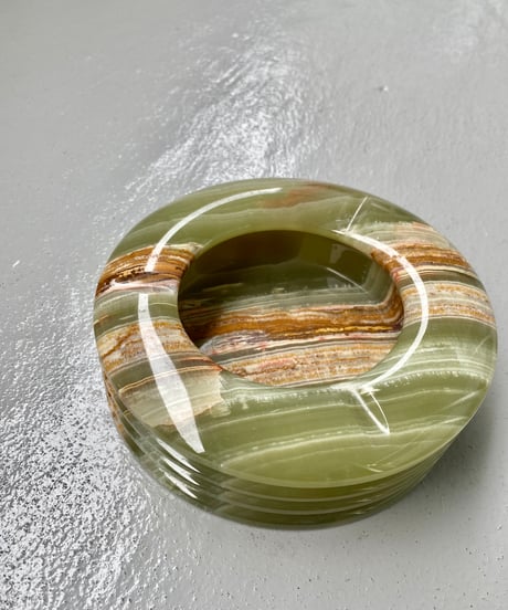 Onyx Ashtray -L-