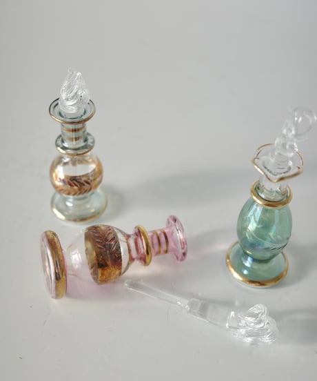 Parfum Flakons (C