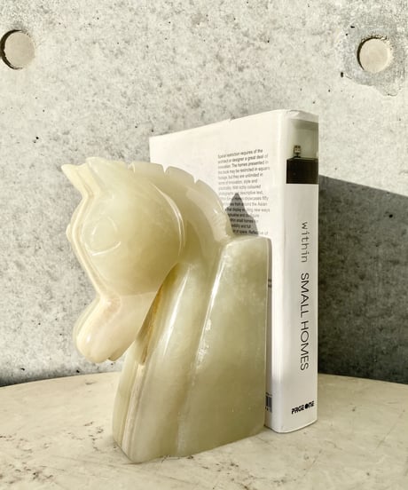 Bookend