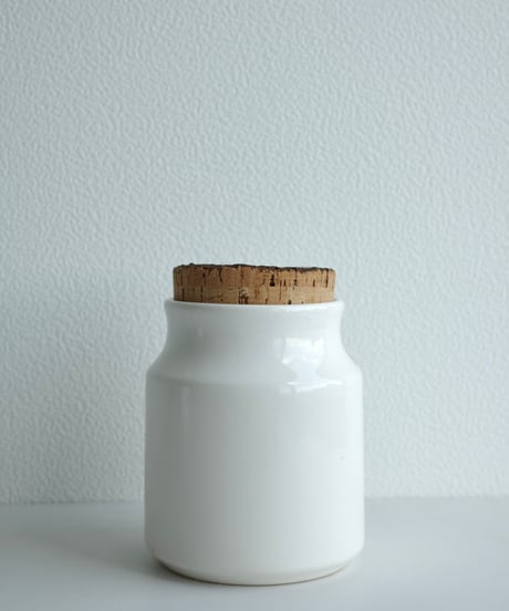 Canister