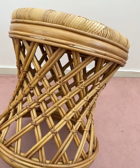 Stool (Table)