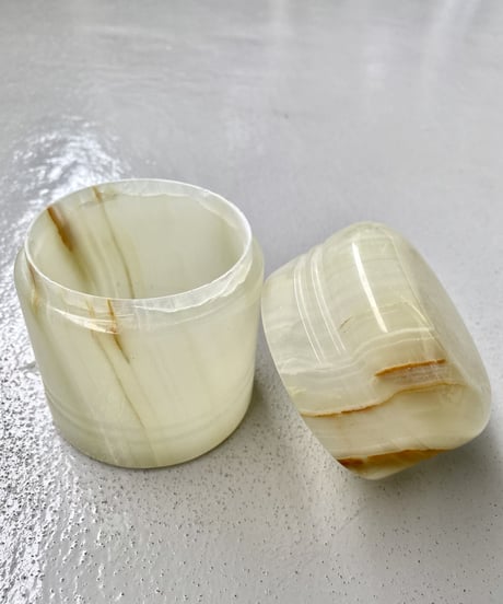 Onyx Pot