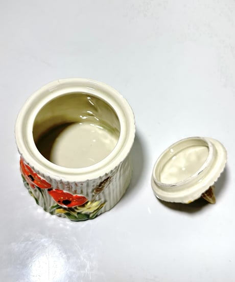 Canister