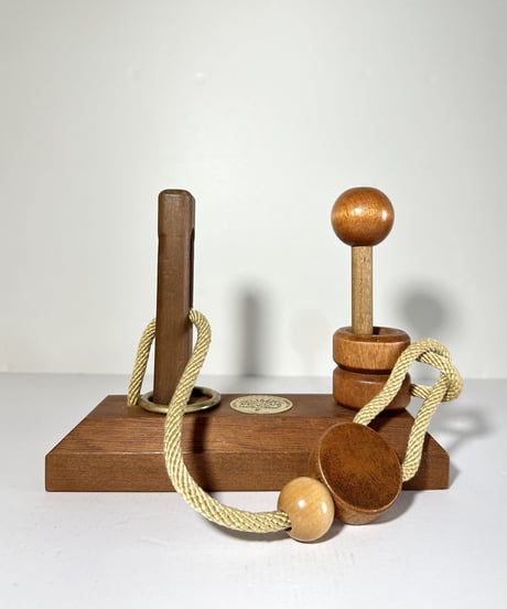 Puzzle Sculpture -L-