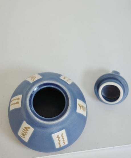 Pot