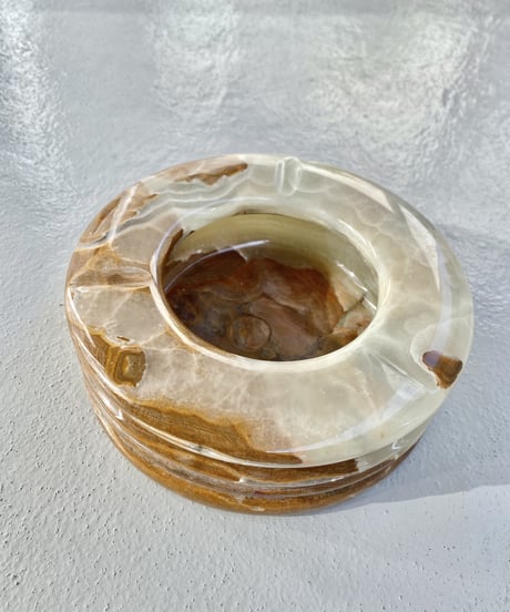 Onyx Ashtray -LL-