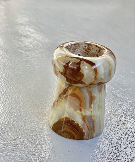 Candle holder