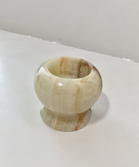 Candle holder