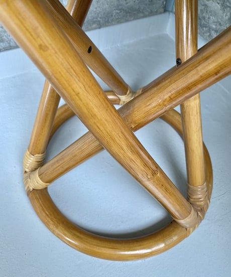 Stool (Table)