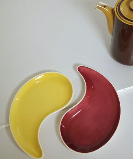 Tray