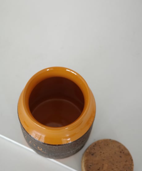 Canister