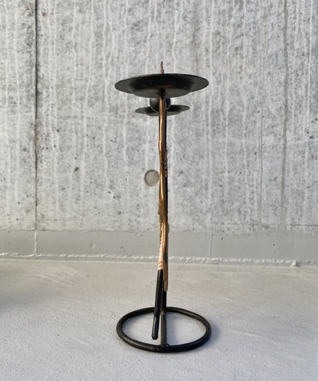Candle holder
