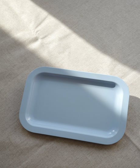 Tray