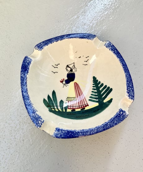Ashtray