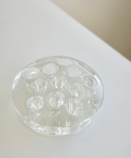 Pinholder (C)