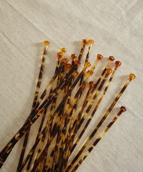 Knitting Needles -L-