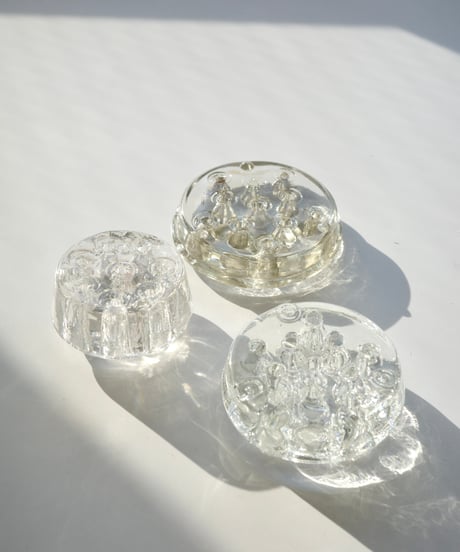 Pinholder
