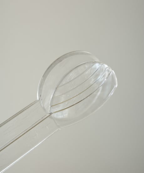 Serving Tong