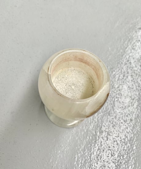 Candle holder