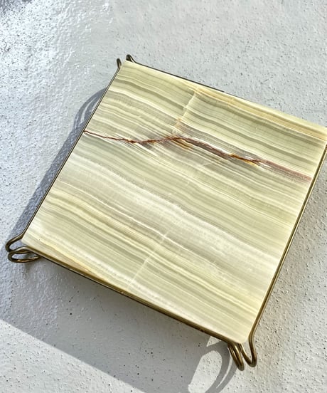 Onyx Tray -Q-
