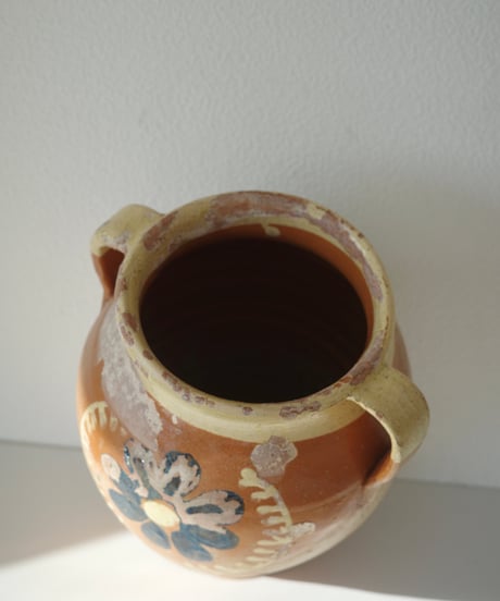 Pot / Vase