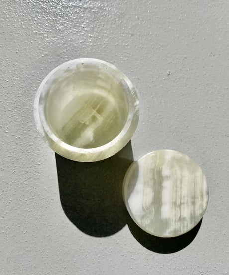 Onyx Pot