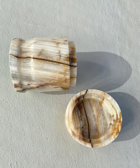 Onyx Pot