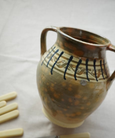 Pot / Vase