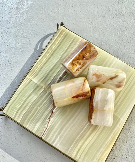 Onyx Tray -Q-