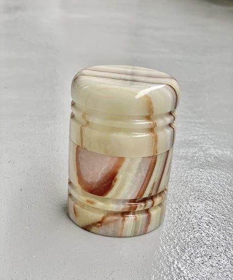 Onyx Pot