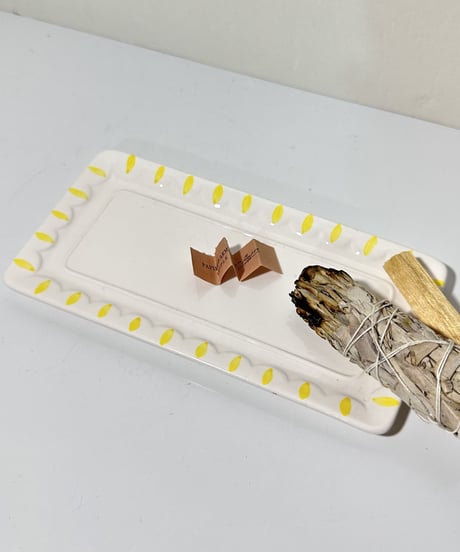 Tray