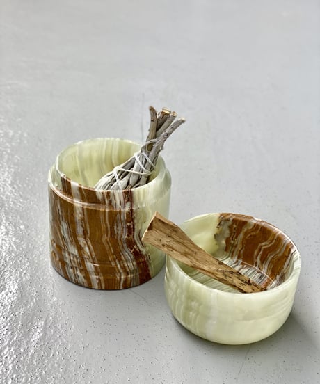 Onyx Pot