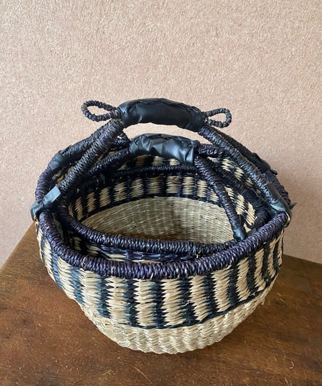 Basket  -M-