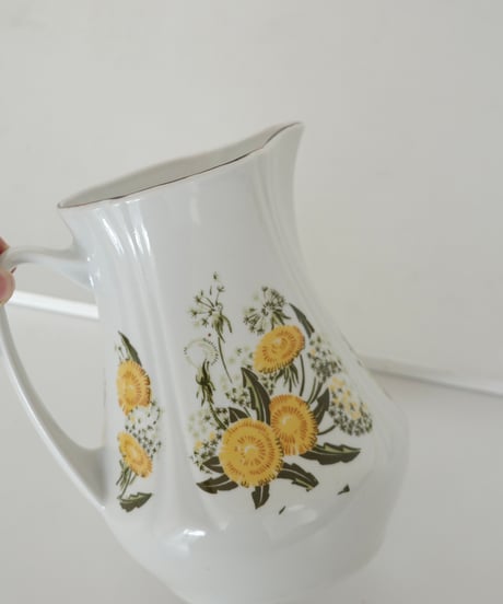 Jug / Vase