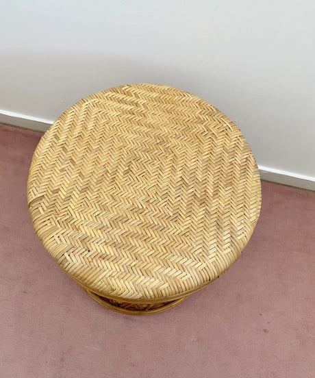 Stool (Table)