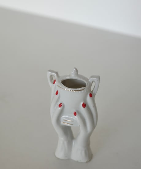Hands