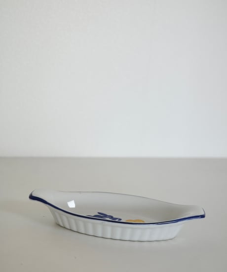 Tray