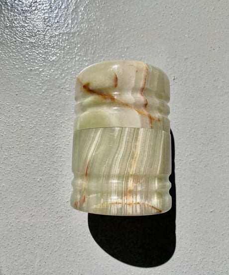 Onyx Pot